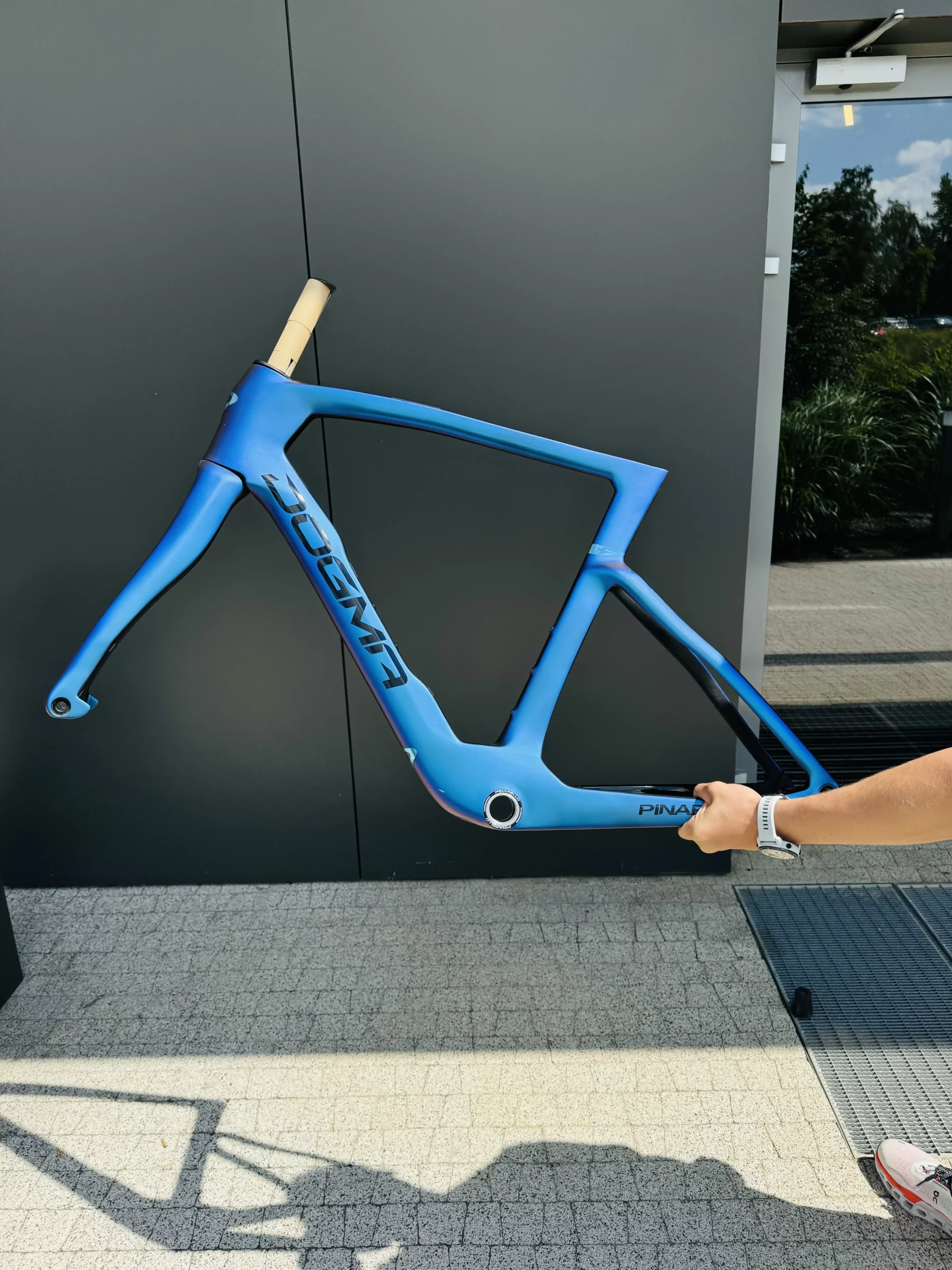 Rama NEW Pinarello Dogma F | Luxter Blue | Disc | 56 - obrazek 3
