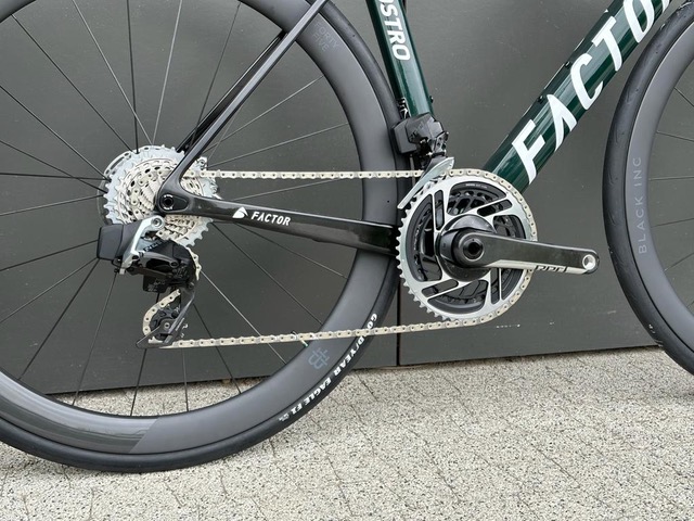 Factor OSTRO VAM Racing Green Sram Red AXS Disc Black INC - obrazek 4