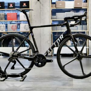 FACTOR O2 V.A.M CHROME BLACK INC FIVE DURA ACE DI2