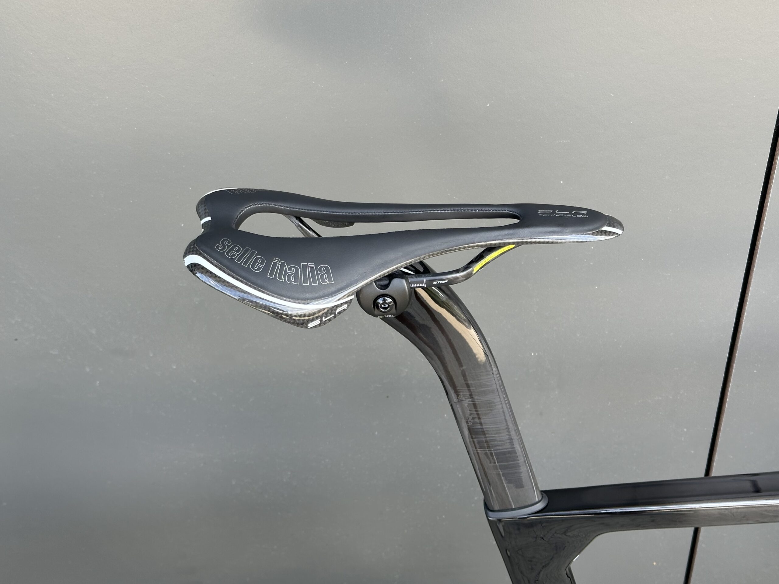 FACTOR OSTRO V.A.M CHROME 56 SRAM FORCE BLACK INC - obrazek 3