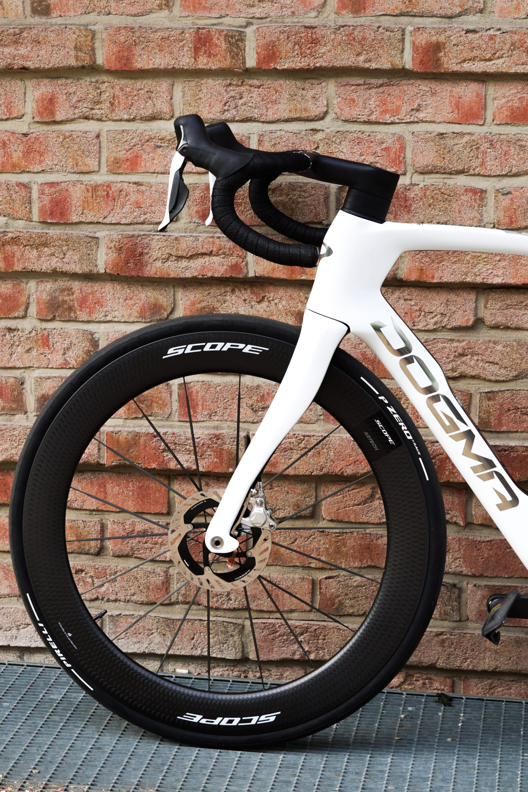 Pinarello Dogma F - Custom 1/1 - Crystal White - obrazek 12