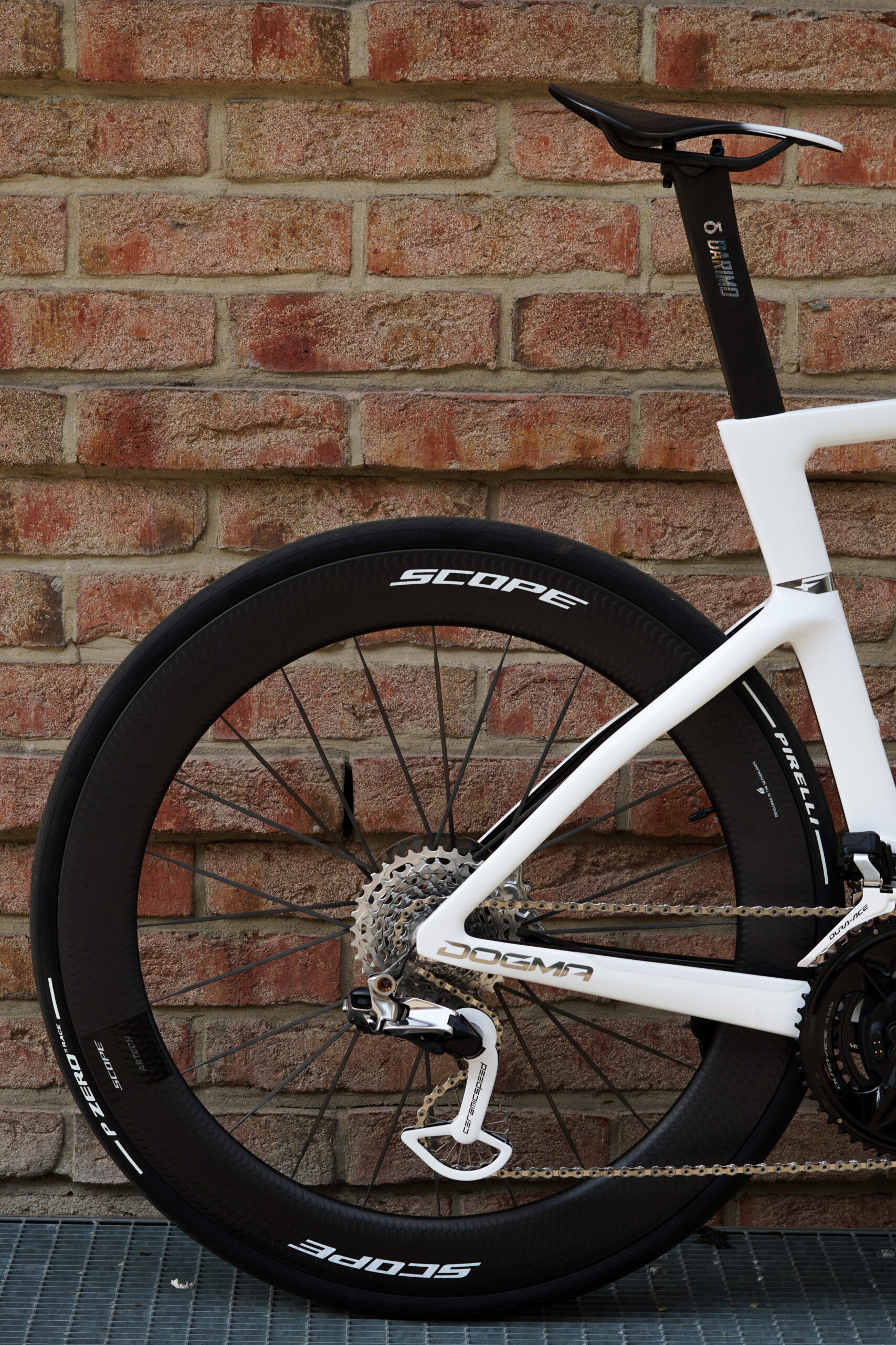 Pinarello Dogma F - Custom 1/1 - Crystal White - obrazek 2