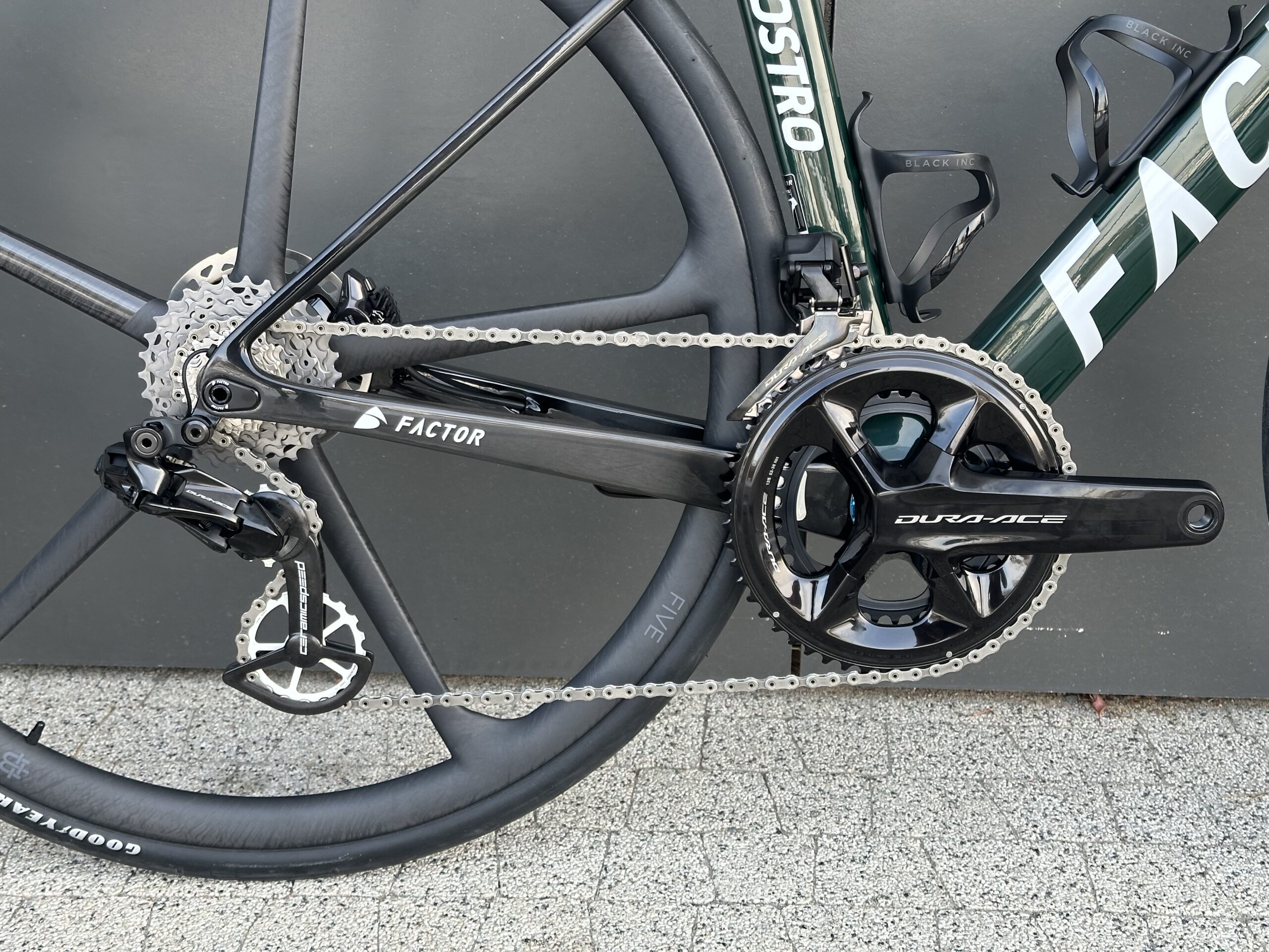 FACTOR OSTRO V.A.M RACING GREEN 52 BLACK INC FIVE DURA ACE DI2 - obrazek 9