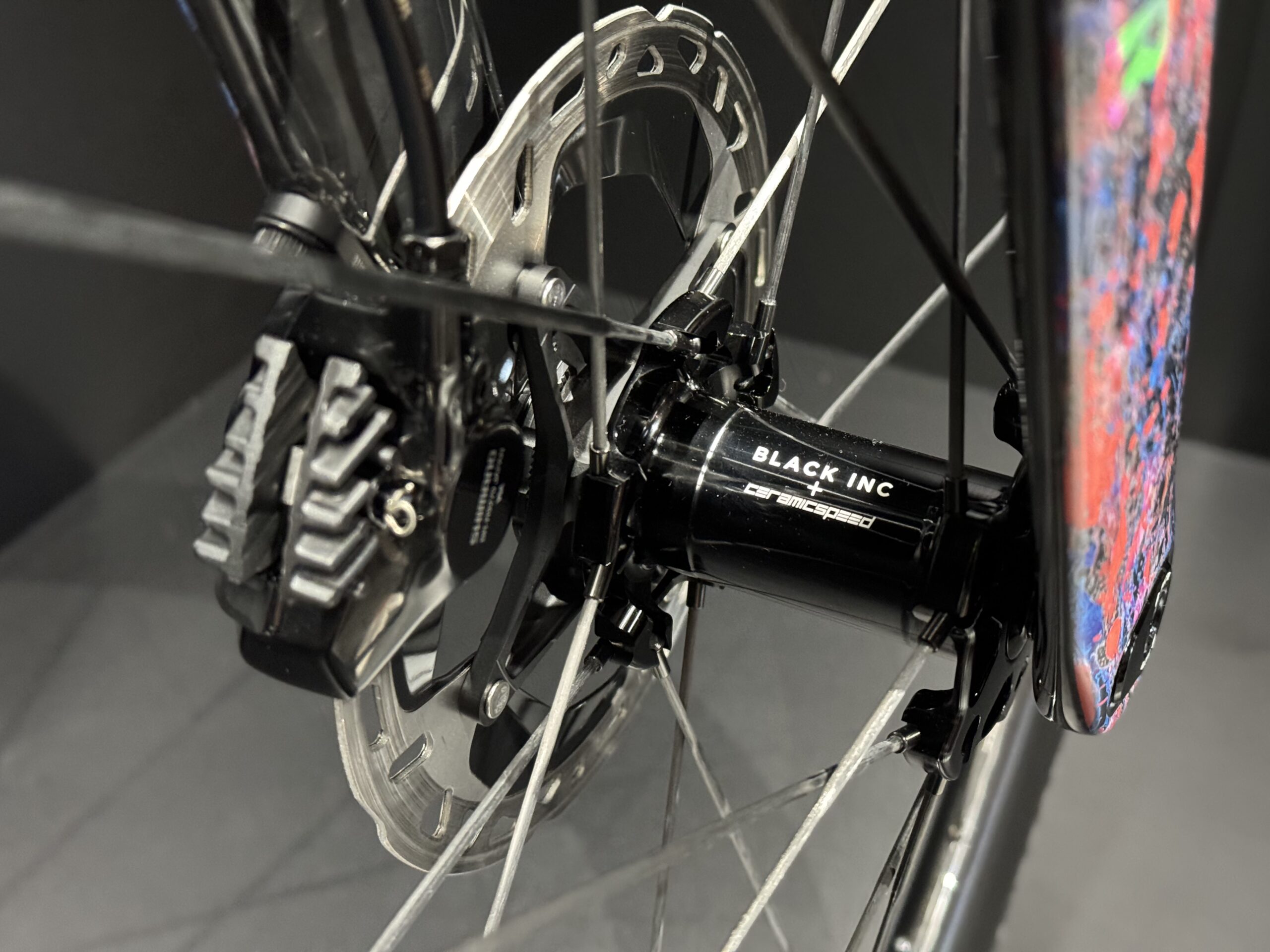 Factor OSTRO VAM 2024 TDF Edition – Dura Ace Di2 - Black INC 48//58 - Aero - obrazek 11
