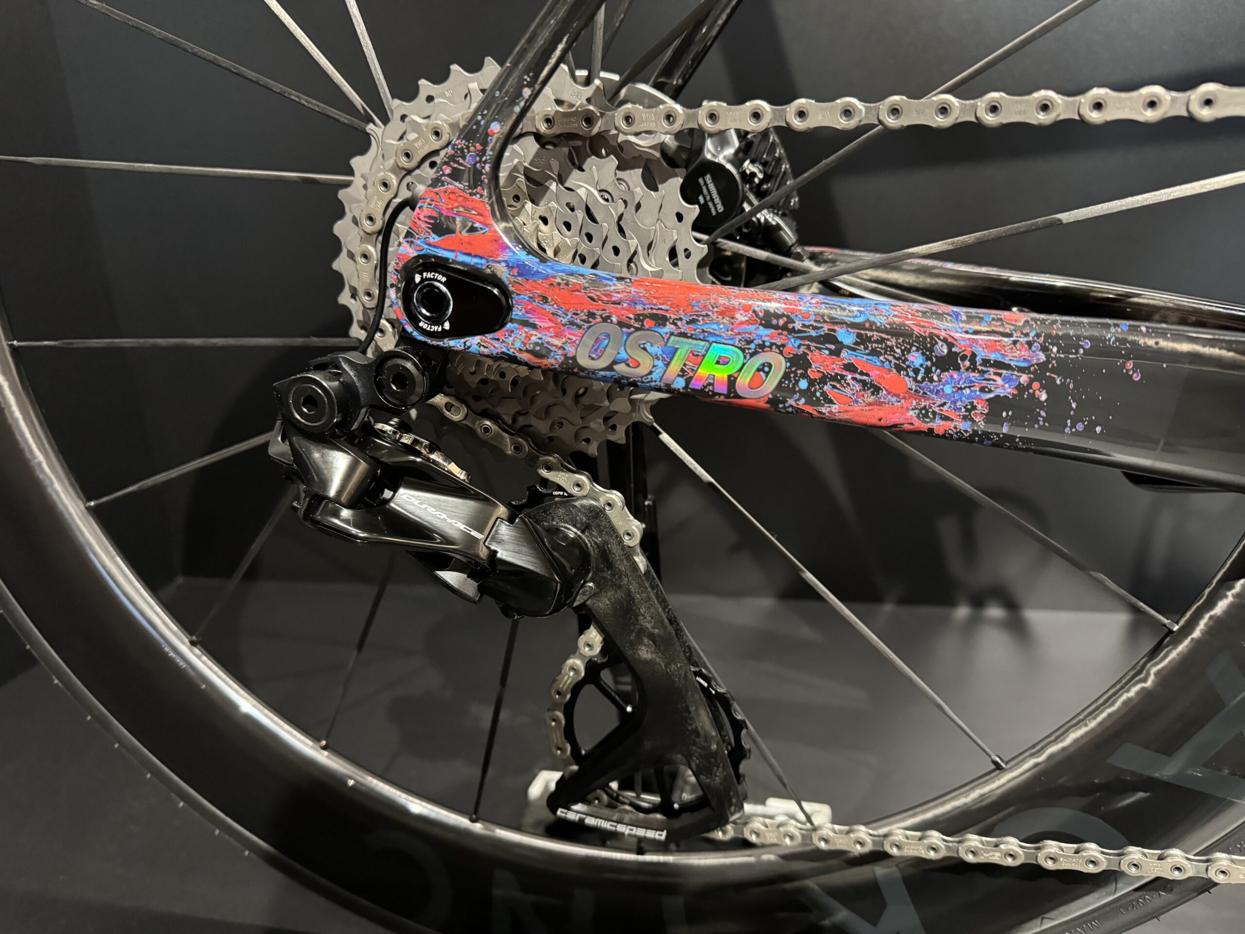 Factor OSTRO VAM 2024 TDF Edition – Dura Ace Di2 - Black INC 48//58 - Aero - obrazek 6