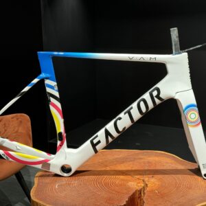 Factor Ostro VAM V2 Paris 1900 - Rama Carbon