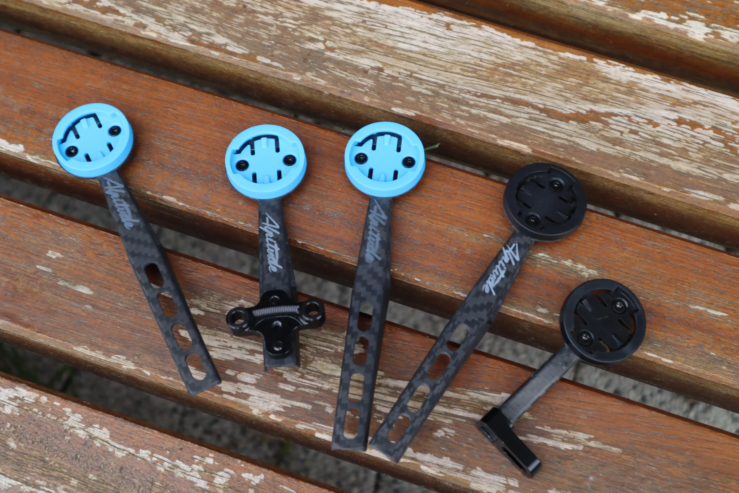 Uchwyty do Licznika Alplitude Corretto w Cycling Boutique sklepie rowerowym w Gdańsku