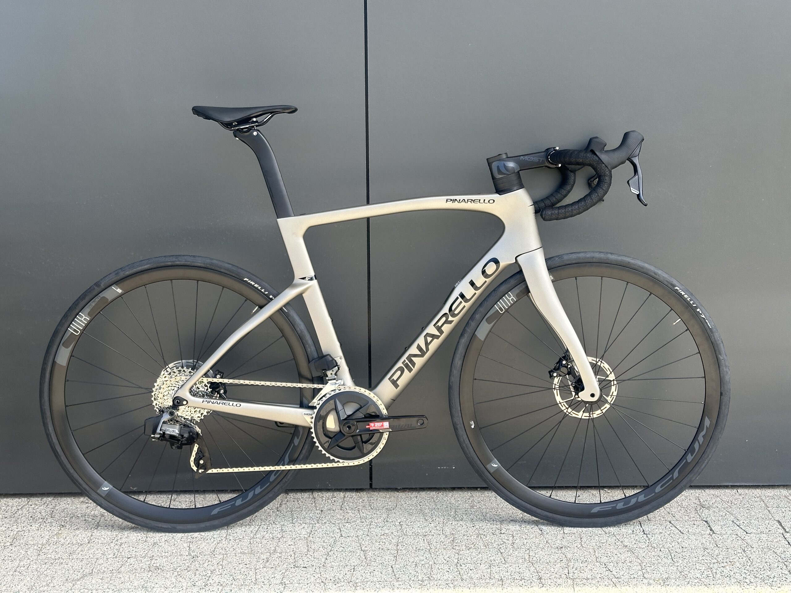 PINARELLO F5 IMPULSE GRAY 56CM SRAM RIVAL AXS