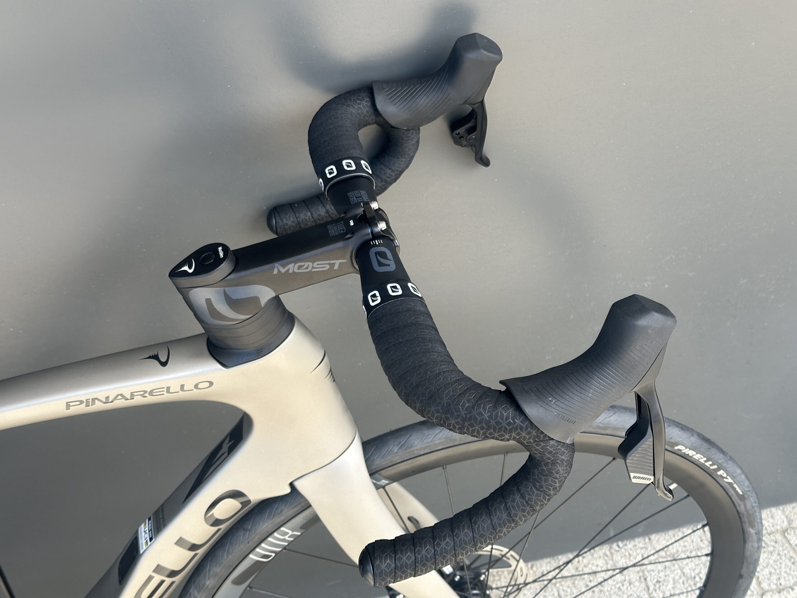 PINARELLO F5 IMPULSE GRAY 56CM SRAM RIVAL AXS - obrazek 6