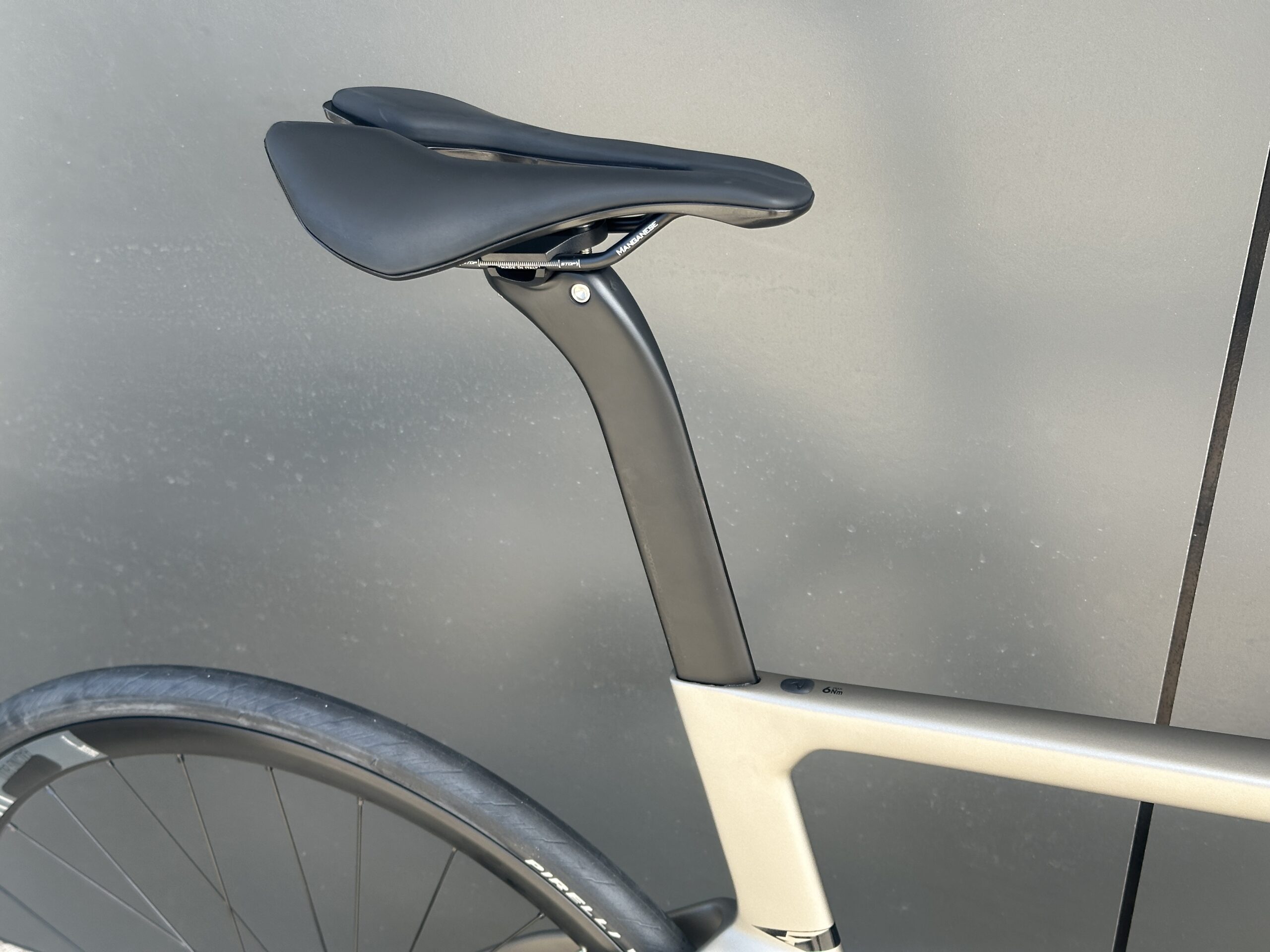 PINARELLO F5 IMPULSE GRAY 56CM SRAM RIVAL AXS - obrazek 5