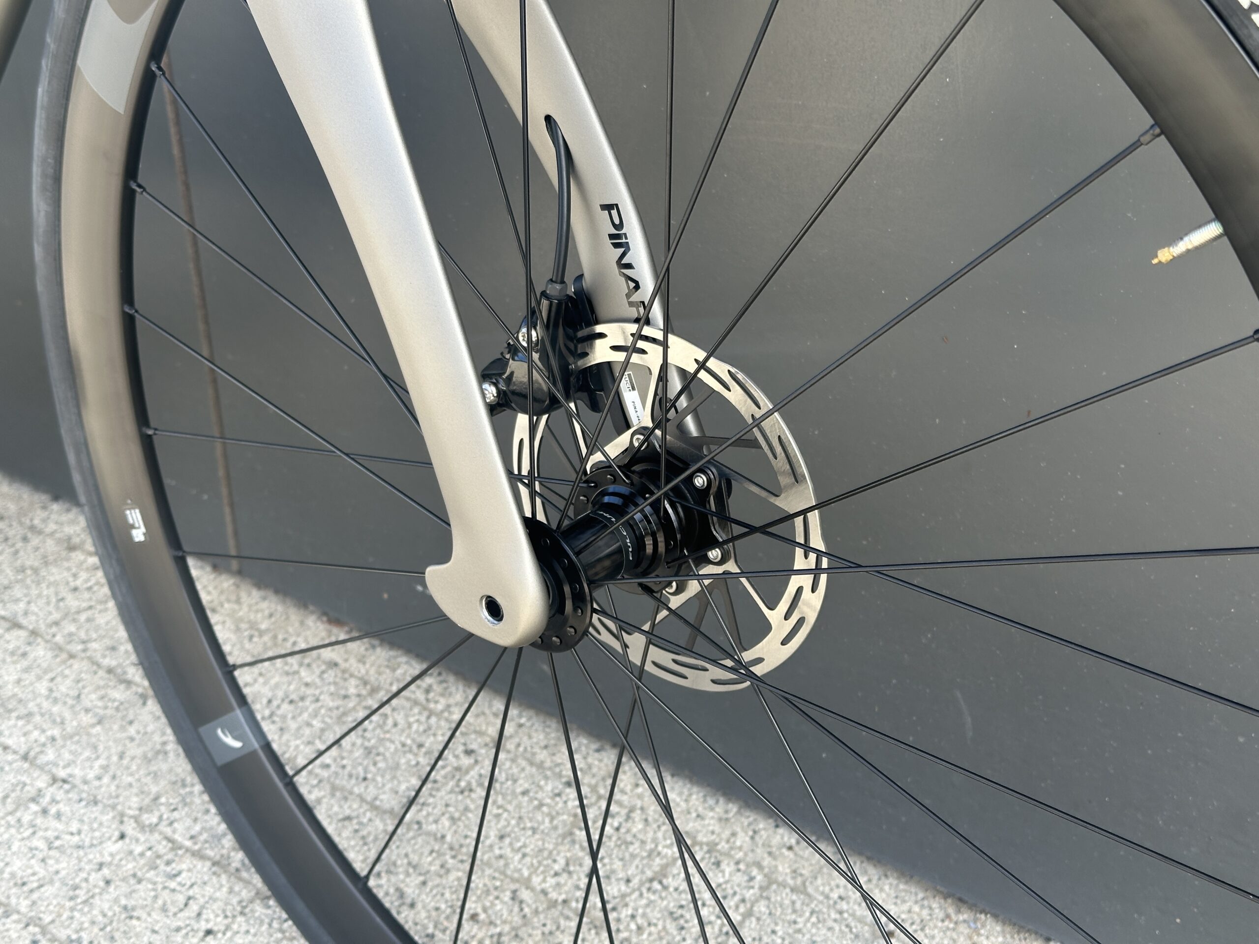 PINARELLO F5 IMPULSE GRAY 56CM SRAM RIVAL AXS - obrazek 2