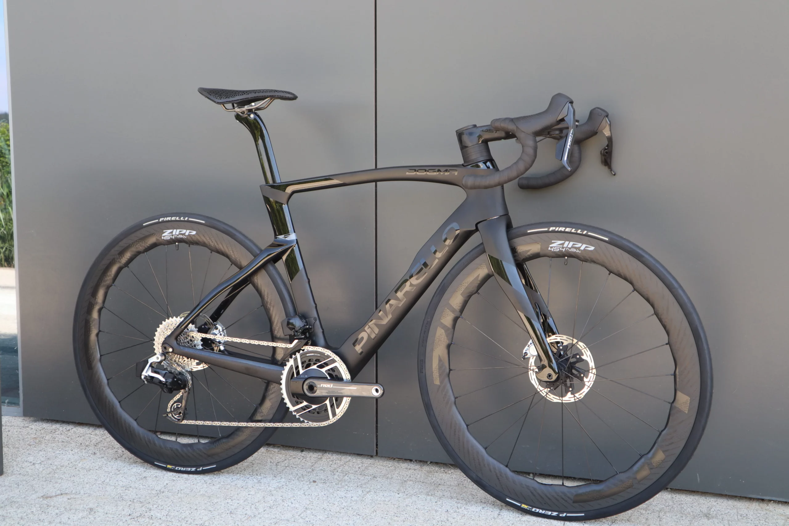 Pinarello Dogma F | Sram RED AXS 2024 | Zipp 454 NSW