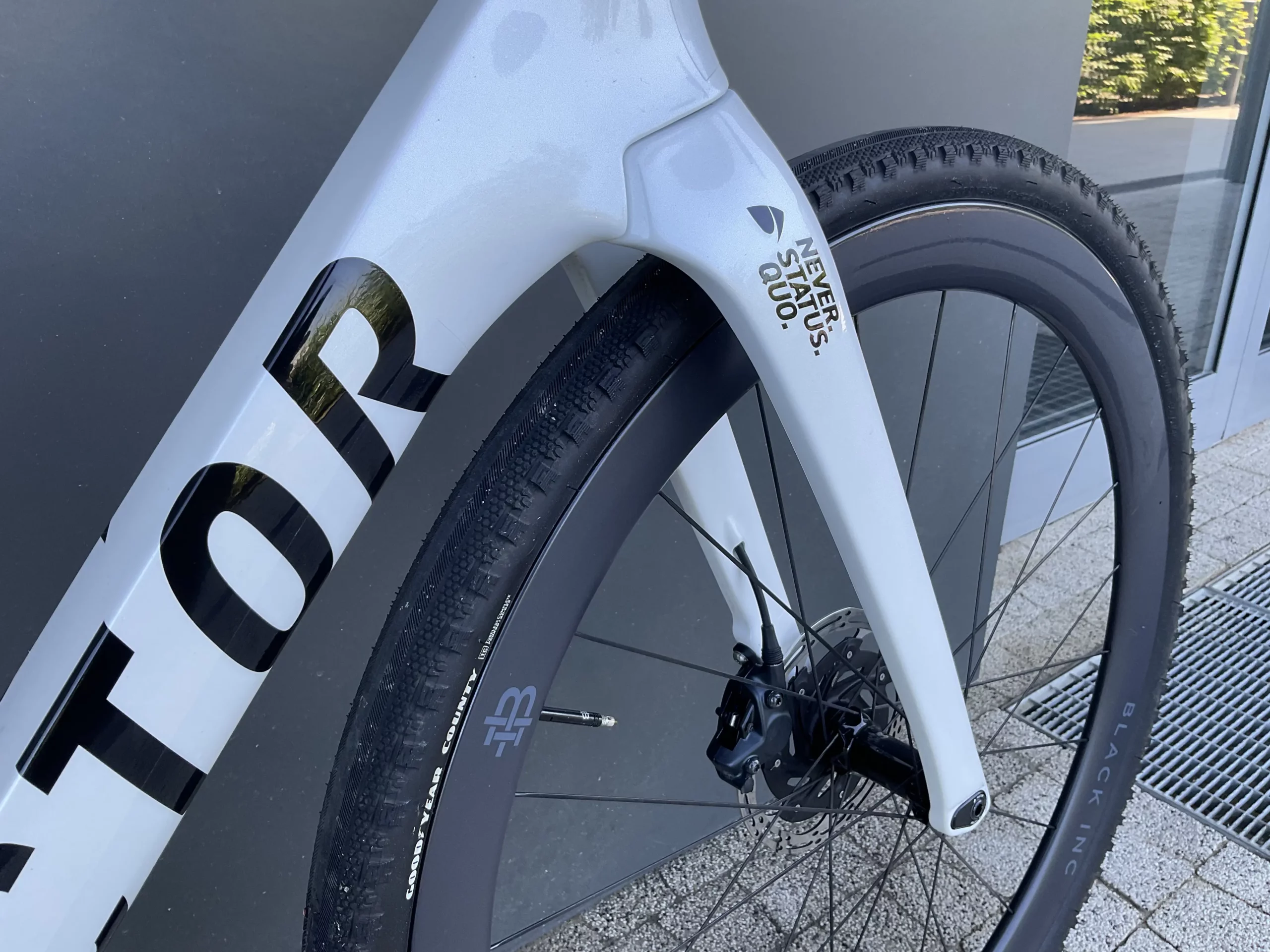 Factor Ostro Gravel 56 | Sram Force AXS 2x12 | Black INC 45 | CeramicSpeed | Prisma Studio - obrazek 8