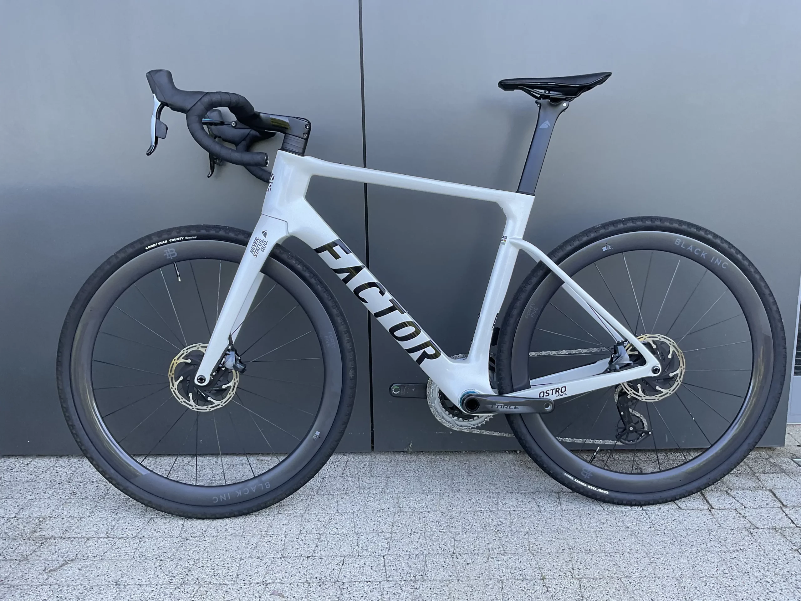 Factor Ostro Gravel 56 | Sram Force AXS 2x12 | Black INC 45 | CeramicSpeed | Prisma Studio - obrazek 9