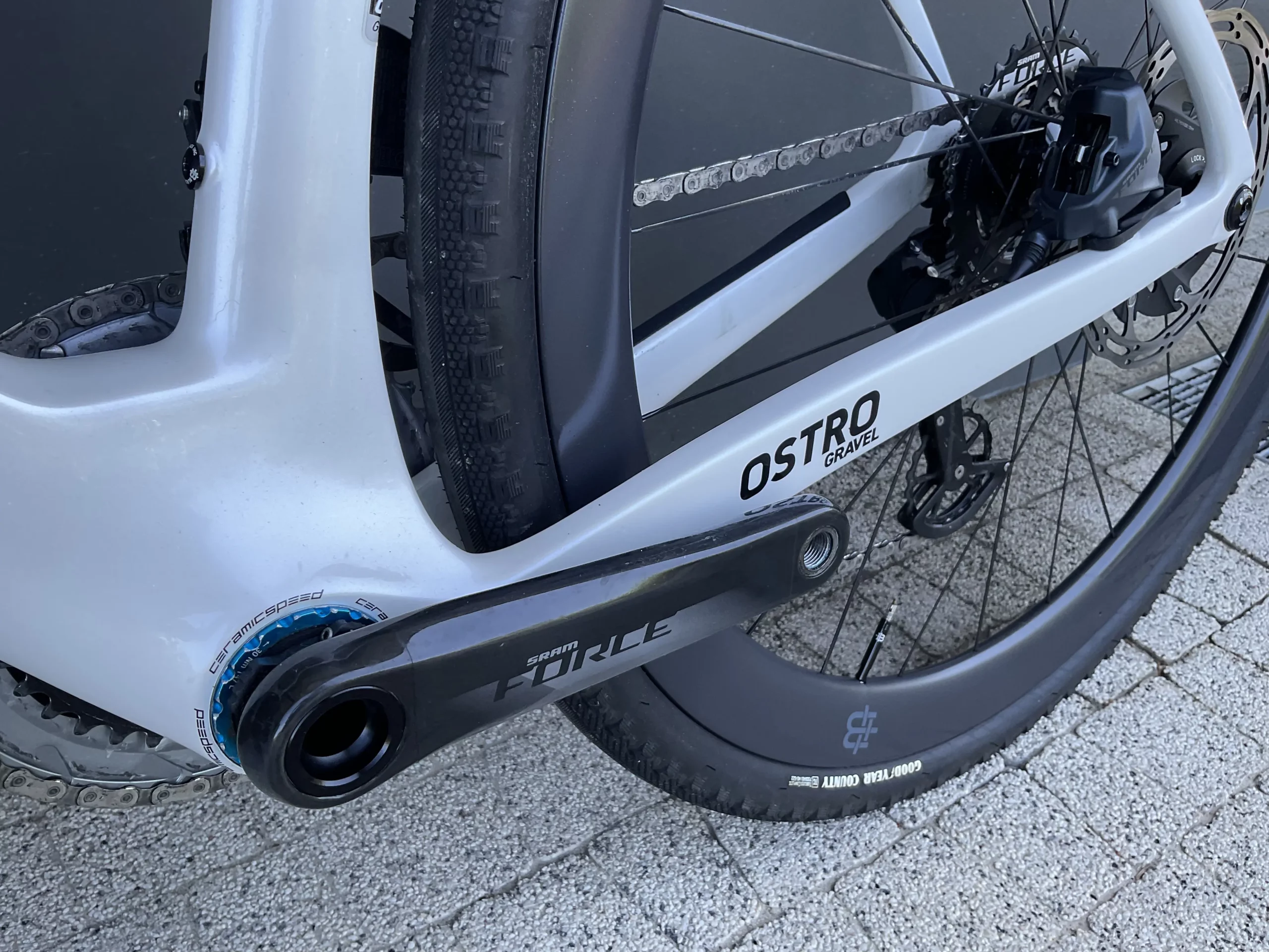 Factor Ostro Gravel 56 | Sram Force AXS 2x12 | Black INC 45 | CeramicSpeed | Prisma Studio - obrazek 14