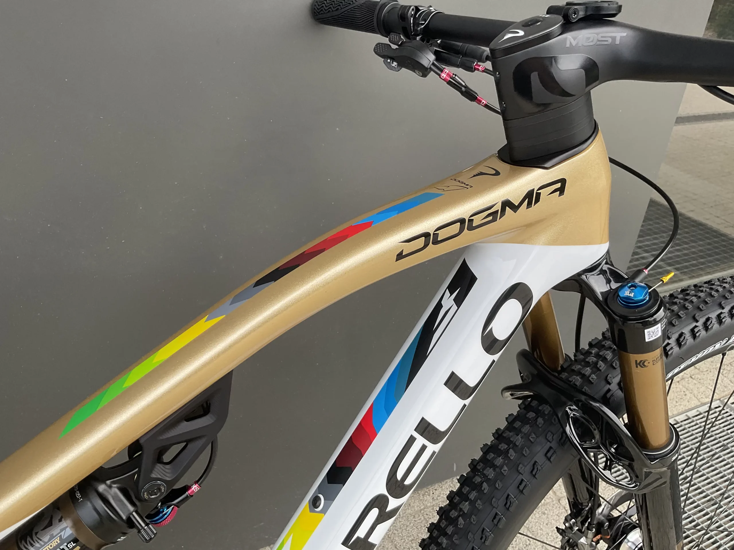 Pinarello Dogma XC 2024 | Pure Gold | Sram XX SL - obrazek 5