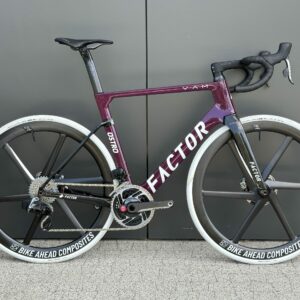 FACTOR OSTRO V.A.M PRISMA STUDIO GRAPE BIKEAHEAD RED AXS