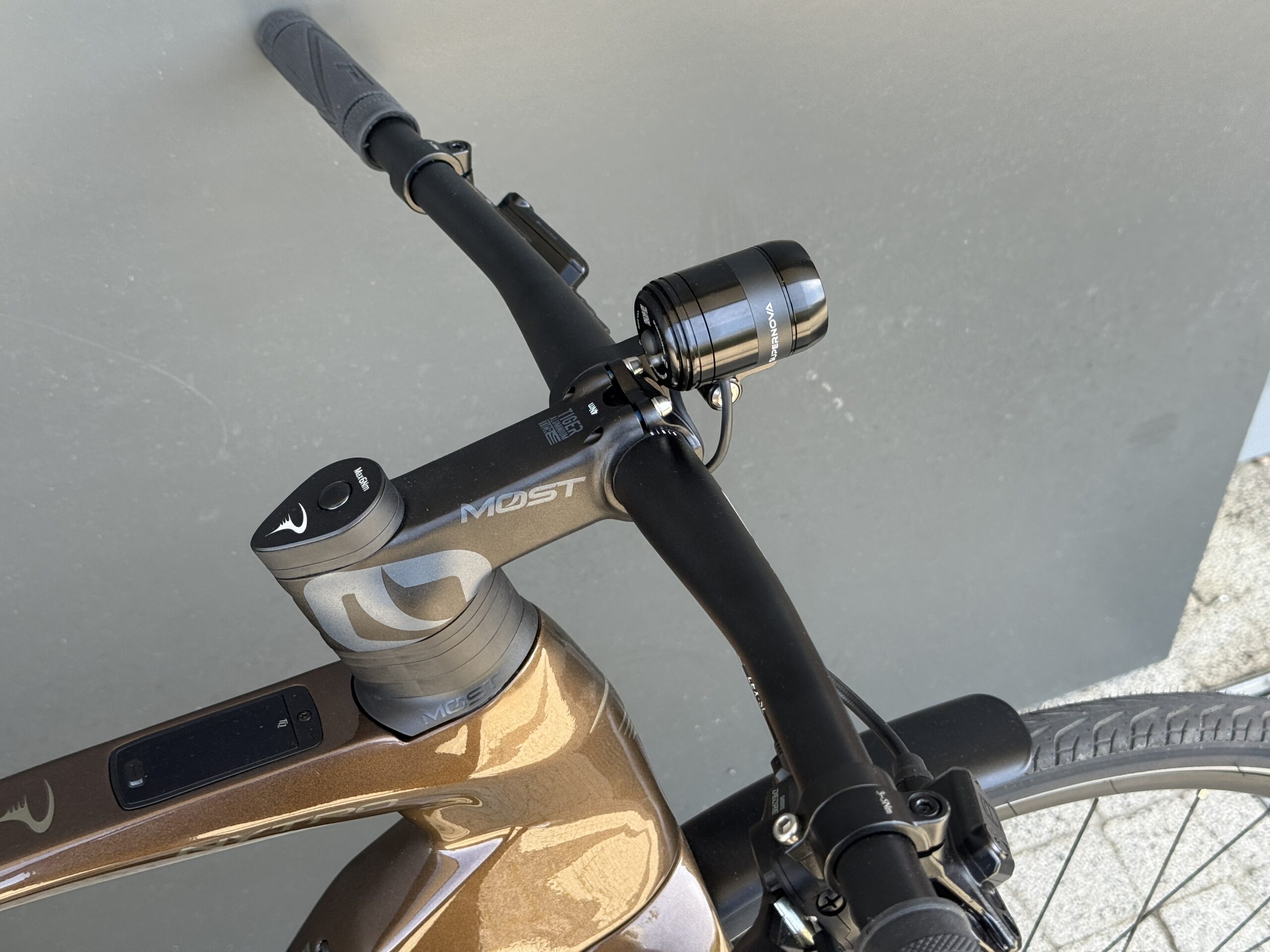 Pinarello NYTRO E5 - obrazek 6