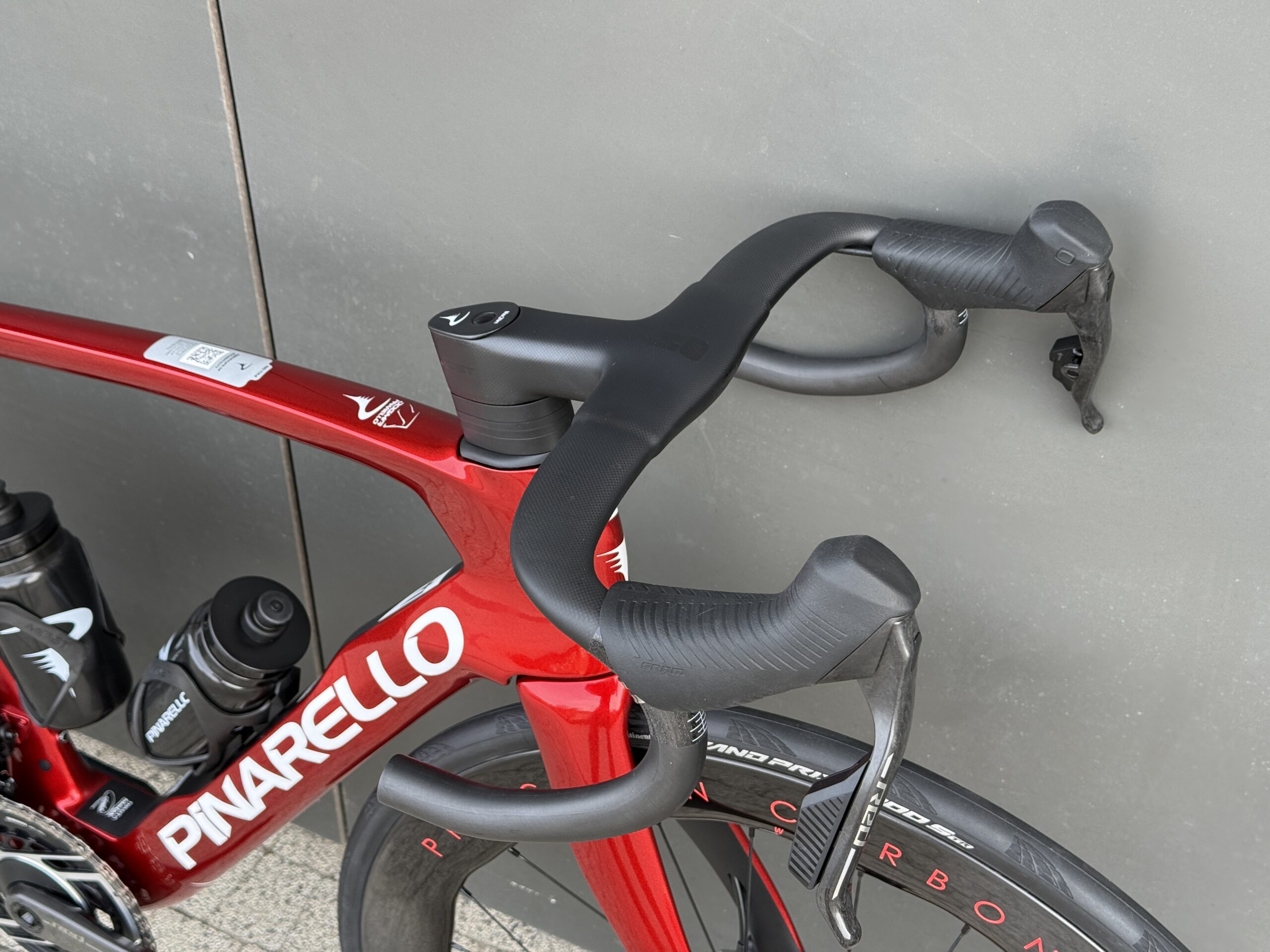 PINARELLO DOGMA F CUSTOM STARRY RED ROZ. 54 SRAM RED AXS PRINCETON CARBON WORKS WAKE 6560 - obrazek 9