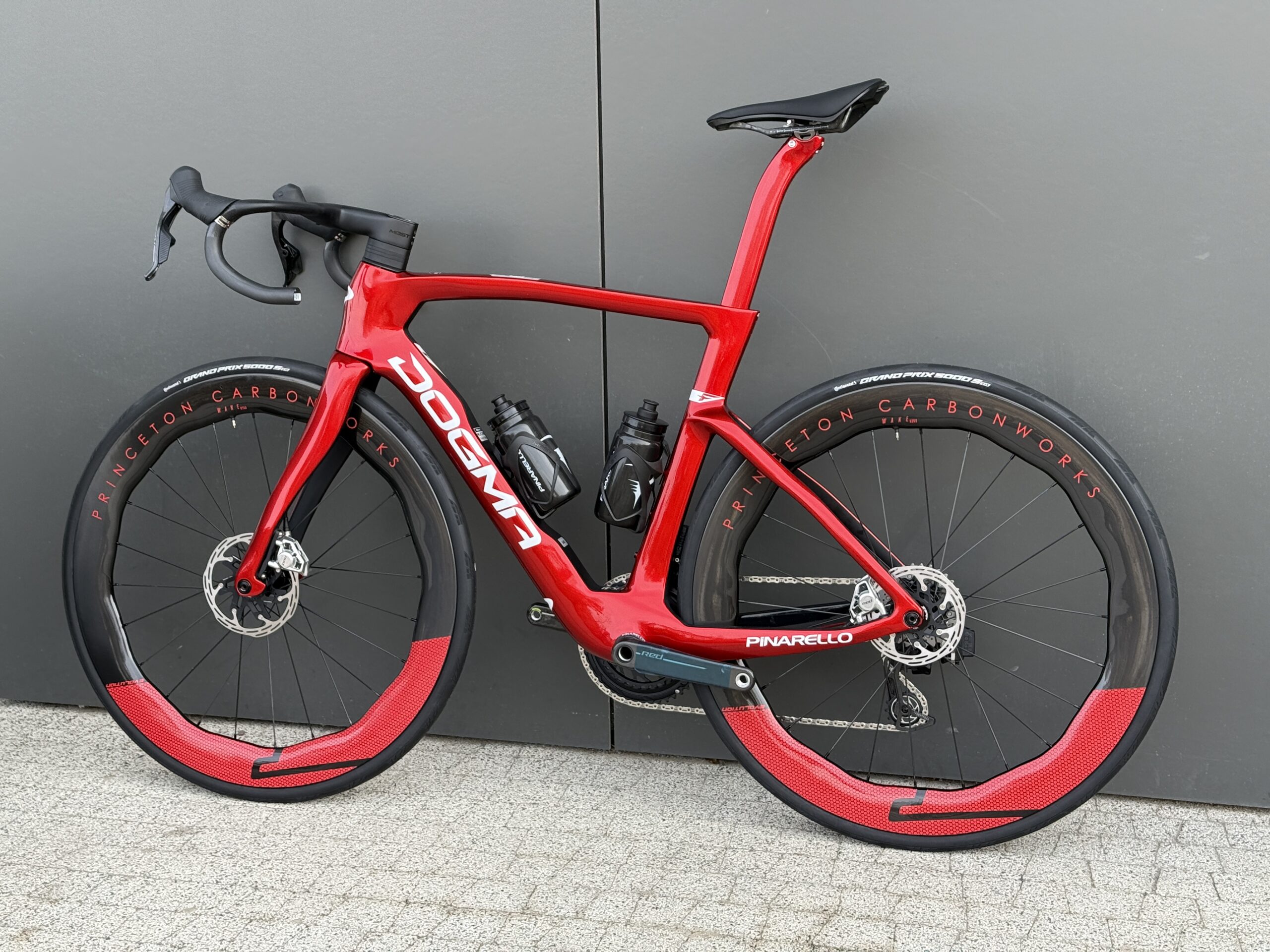 PINARELLO DOGMA F CUSTOM STARRY RED ROZ. 54 SRAM RED AXS PRINCETON CARBON WORKS WAKE 6560 - obrazek 12