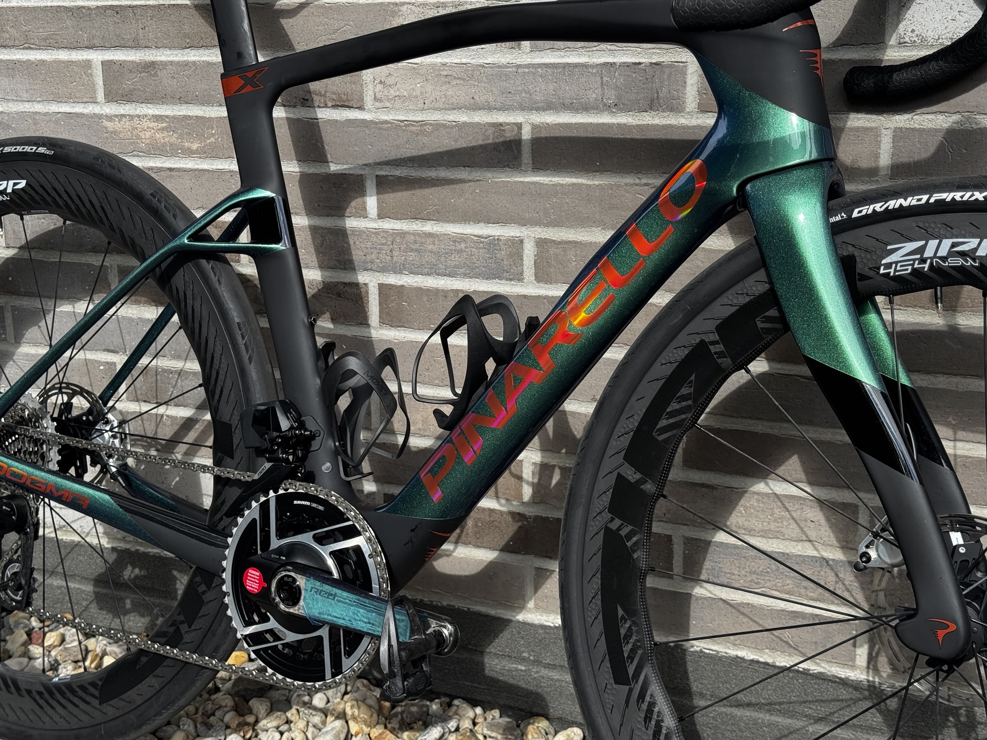Pinarello Dogma X New 2026 - Jade Eclipse - Demo - obrazek 9