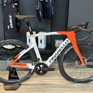 Dogma F Team Ineos